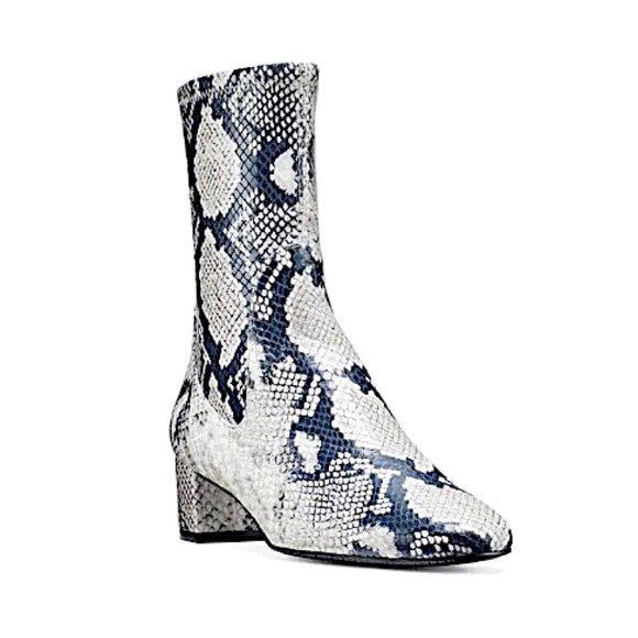 HP🎉 NWT Stuart Weitzman Ernestine Python Print Leather Boots - Picture 2 of 11